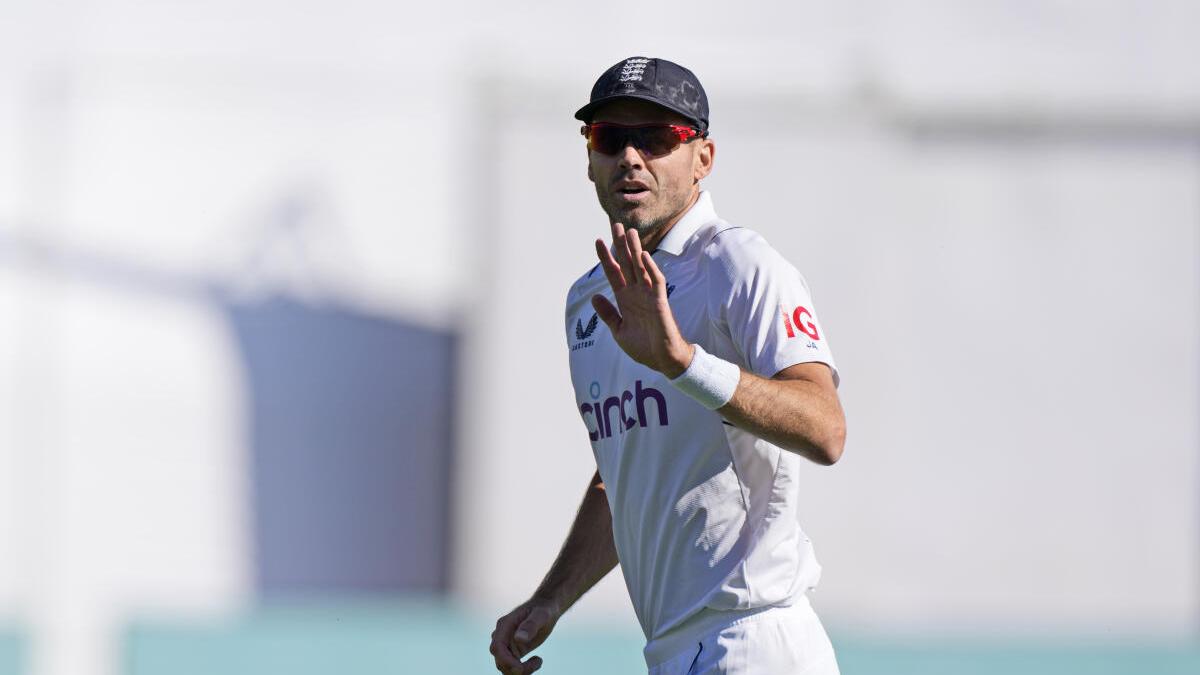 James Anderson extends Lancashire contract, set to play County Championship, T20 Blast next year